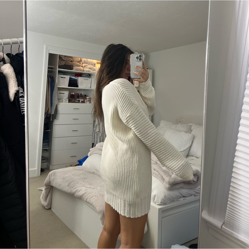 white sweater dress small - Picture 3 of 4